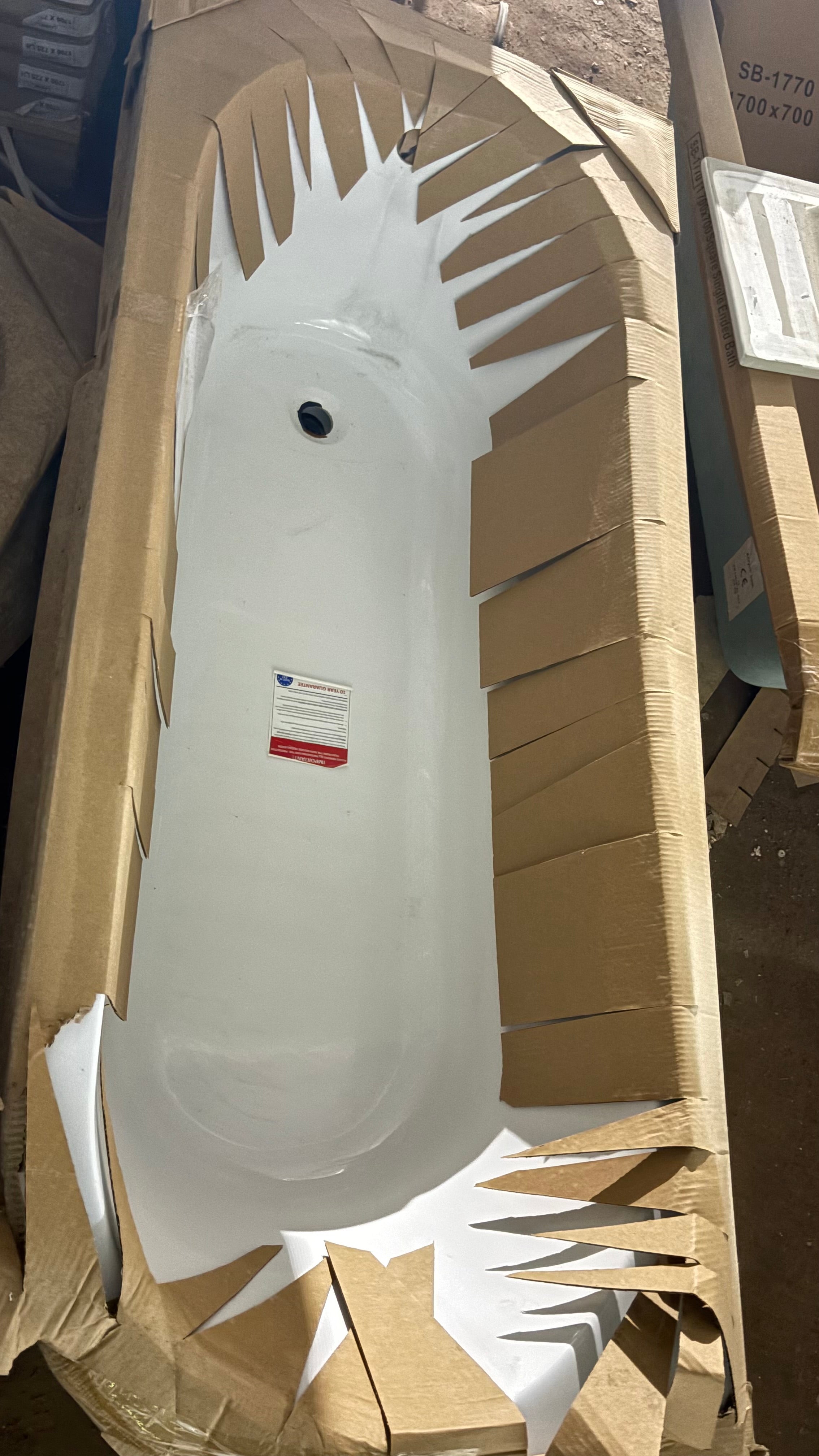 1700 x 700 J-Shape LH Bath
